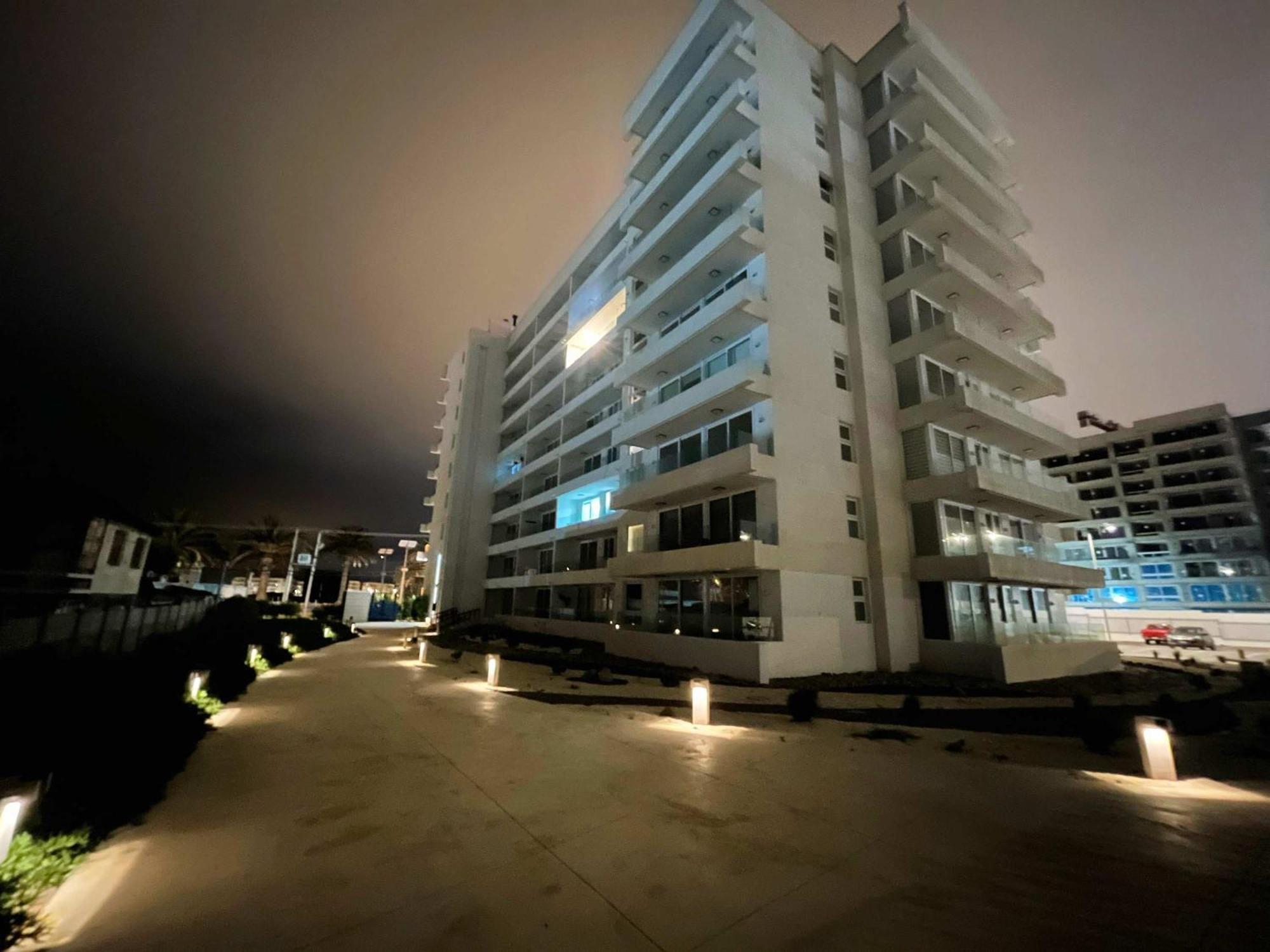 Apartamento Hom I Estudio Nuevo En Con Piscina 2pax 708 *