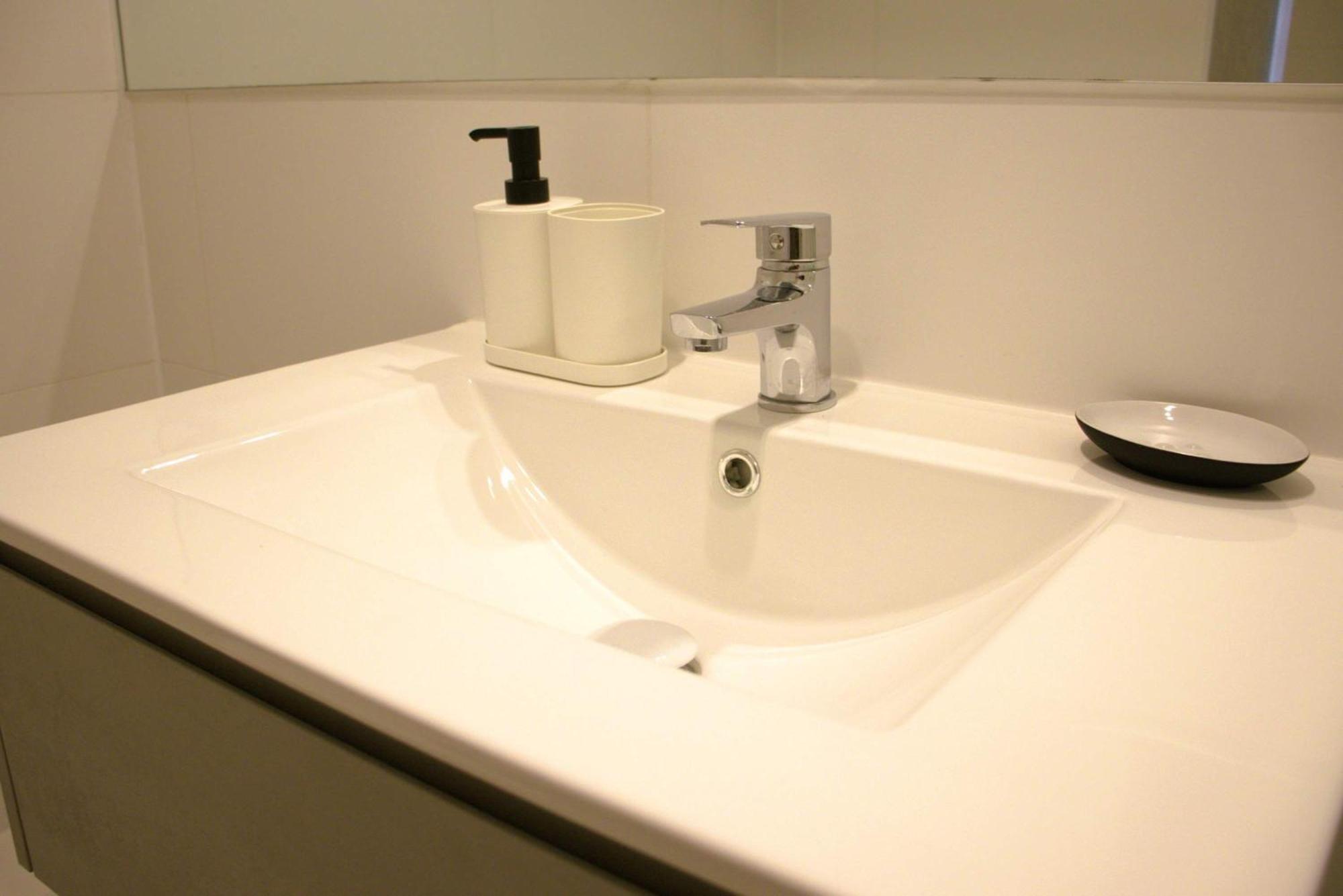 Hom I Estudio Nuevo En Con Piscina 2pax 708